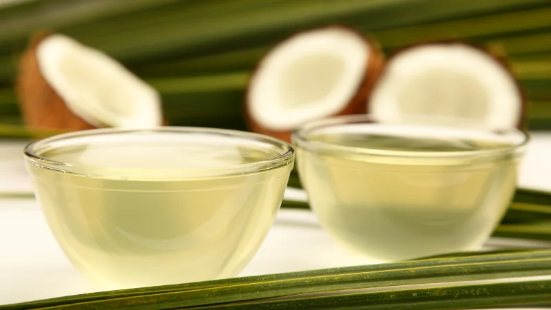 Cách làm dầu dừa ép lạnh an toàn, tiết kiệm và dễ thực hiện 28 Lượng dầu thu được sẽ ít hơn cách truyền thống