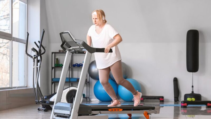 15 nguyên nhân gây đau lưng có thể bạn chưa biết 31 Thể thao quá sức gây đau lưng