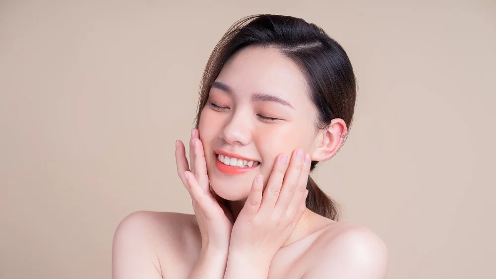 Dầu oliu có làm trắng da không? 11 mẹo làm trắng da 14 Dầu oliu dưỡng da trắng hồng