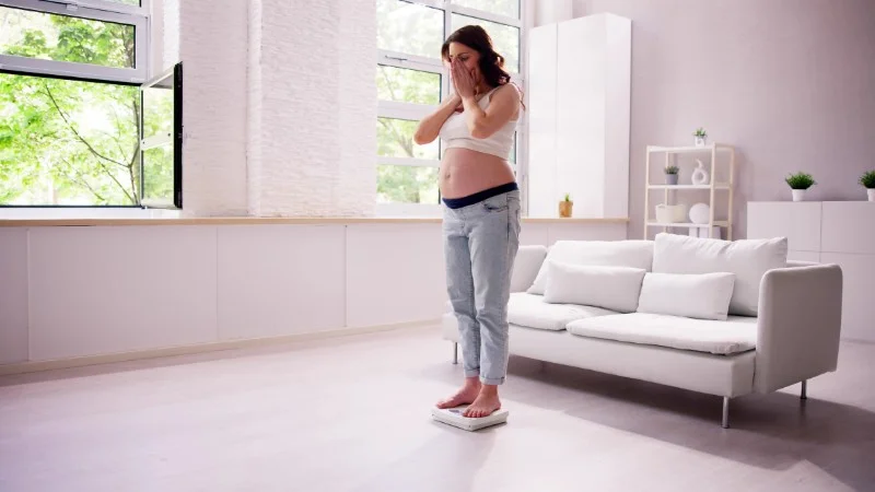 Những tác hại của dầu lạc không phải ai cũng biết 14 Sử dụng quá niều dầu lạc gây tăng cân dẫn tới béo phì