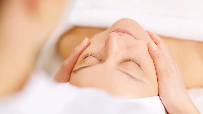 Massage mặt kiểu Nhật Bản để trẻ đẹp hơn mỗi ngày 13 Massage mặt Nhật Bản Asahi