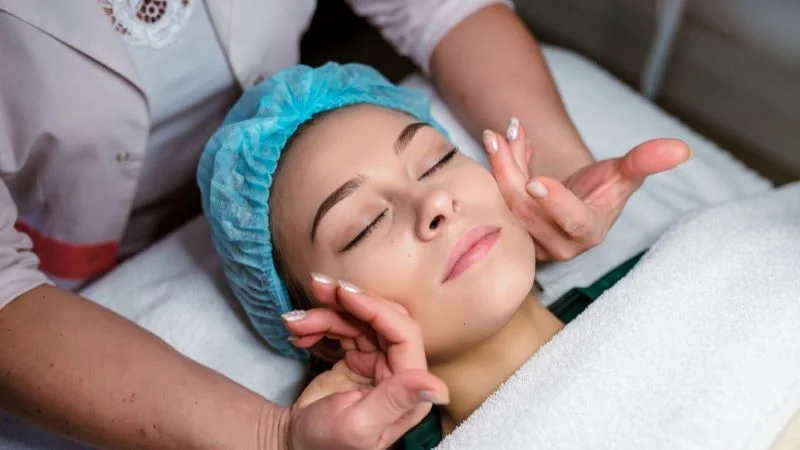 Massage mặt kiểu Nhật Bản để trẻ đẹp hơn mỗi ngày 14 Massage mặt Nhật Bản Korugi