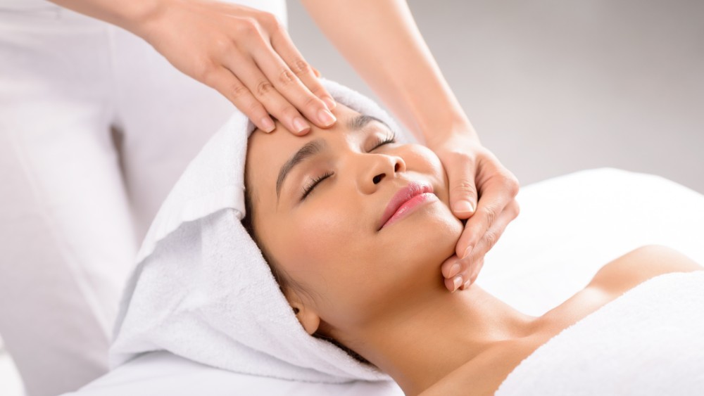 massage mặt là gì?