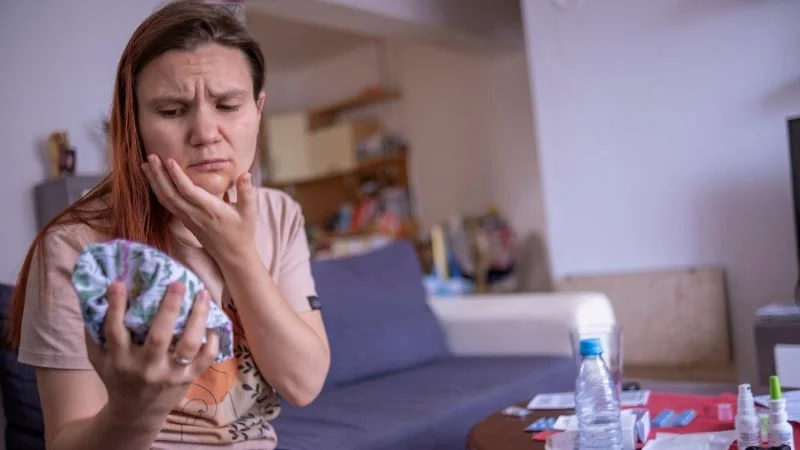 Massage mặt nhiều có bị chảy xệ không? Có gây nhăn không? 10 Massage mặt quá nhiều có thể gây chảy xệ da mặt