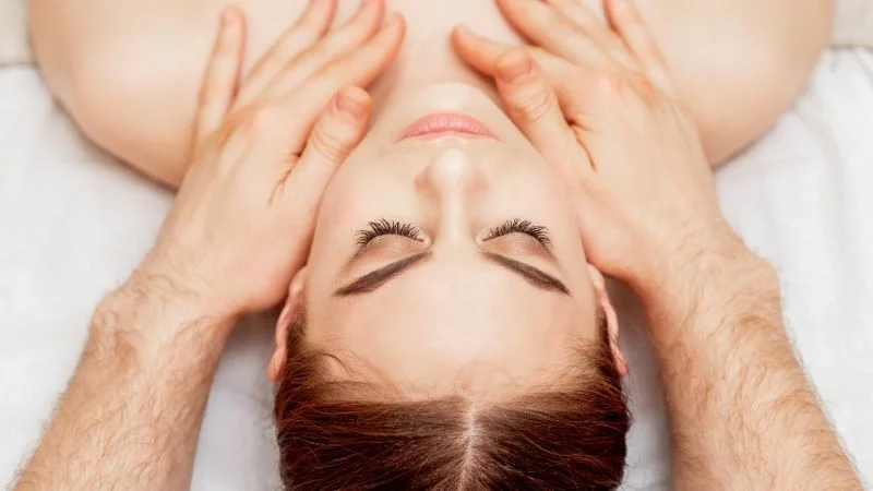 7 cách làm tăng vòng 1 cấp tốc của người Nhật 11 Massage ngực giúp tăng kích thước vòng 1