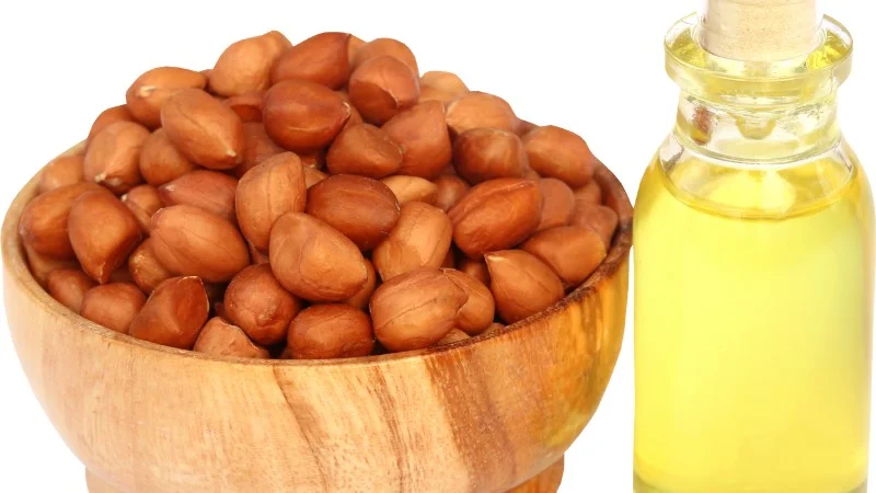 Những tác hại của dầu lạc không phải ai cũng biết 22 Nên chọn dầu lạc không chứa chất bảo quản
