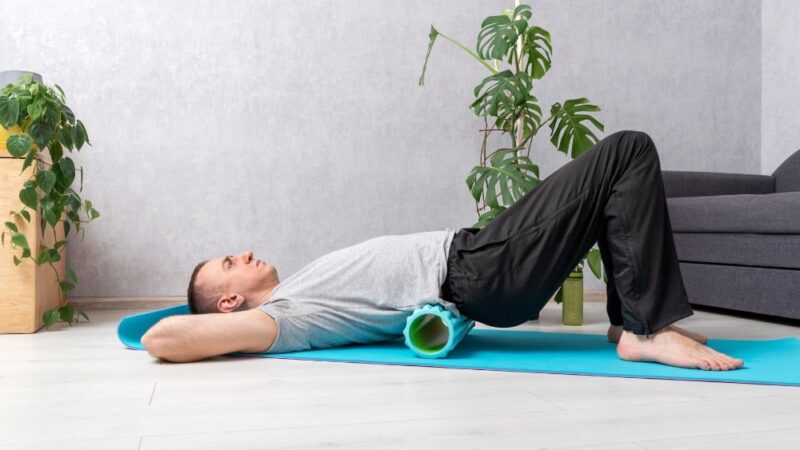17 cách chữa đau lưng tại nhà nhanh nhất 29 Thực hiện bài tập cơ lưng