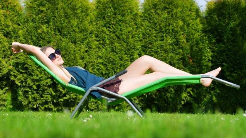 Ghế vừa ngồi vừa nằm rẻ đẹp, êm ái, xuất xứ Nhật Bản 17 Sử dụng ghế nửa nằm nửa ngồi trong nhà và ngoài trời