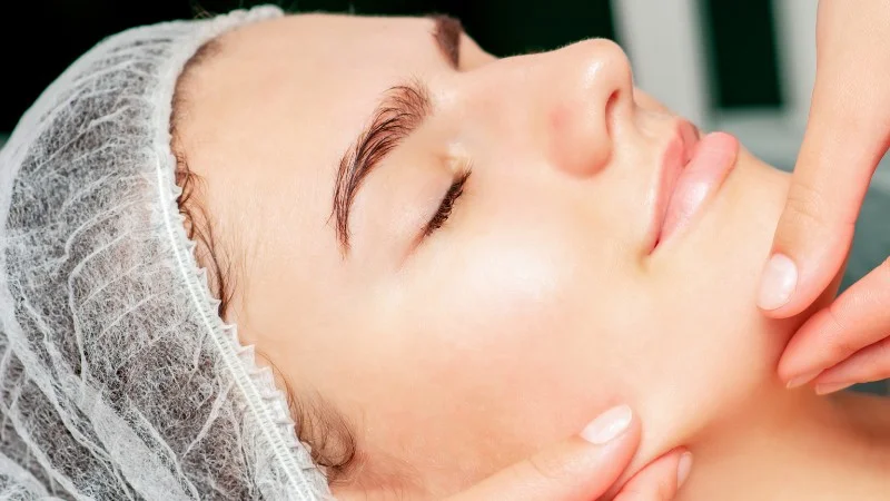 12 động tác massage mặt diện chẩn 19 Xoa bóp cằm