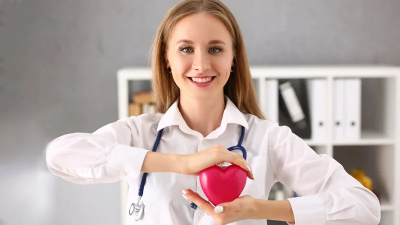 Dầu hạnh nhân, lợi ích và cách sử dụng tốt cho sức khỏe 24 Tăng cường sức khỏe tim mạch