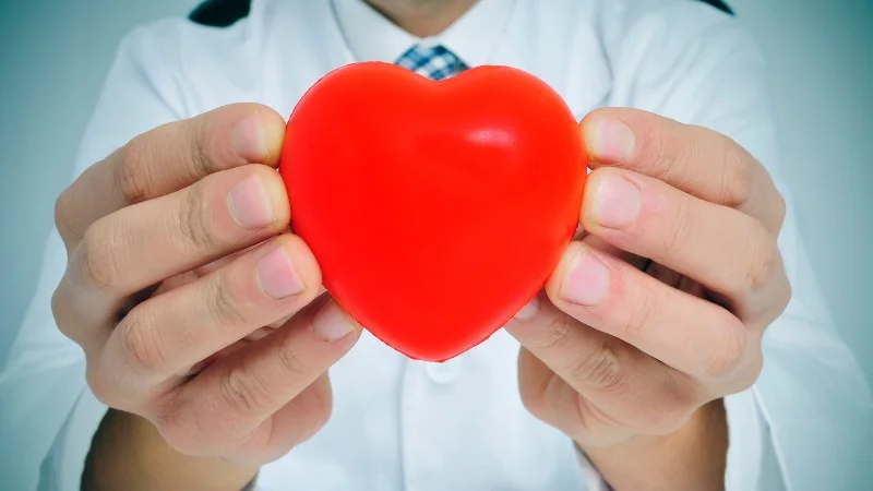 Dầu óc chó là gì? Có tác dụng tuyệt vời như nào? 12 Dầu óc chó cải thiện sức khoẻ tim mạch ở người lớn