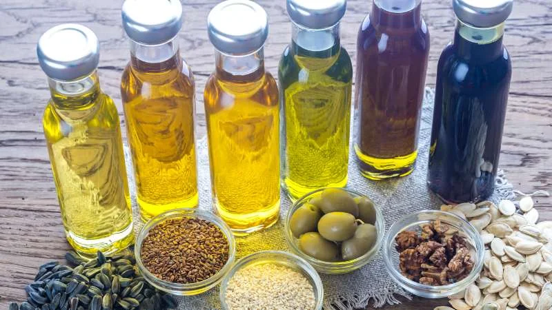 Các loại thực vật dùng để sản xuất dầu 20 Đóng chai và lưu trữ dầu để sử dụng dần