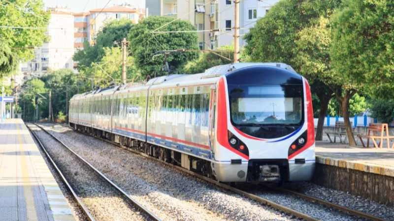 Thực trạng ô nhiễm không khí ở TP.HCM 18 Phát triển giao thông công cộng
