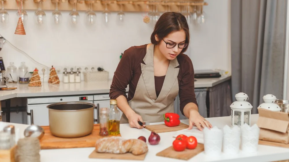 Thuốc diệt kiến sinh học có độc không? Tác hại và lưu ý khi dùng 26 Không sử dụng thuốc gần thực phẩm hoặc khu vực ăn uống