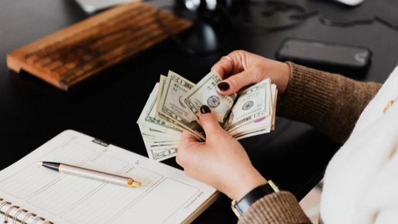 Nên mua lò nướng hay nồi chiên không dầu? 13 Nói chiên không dầu giá thành hơi cao