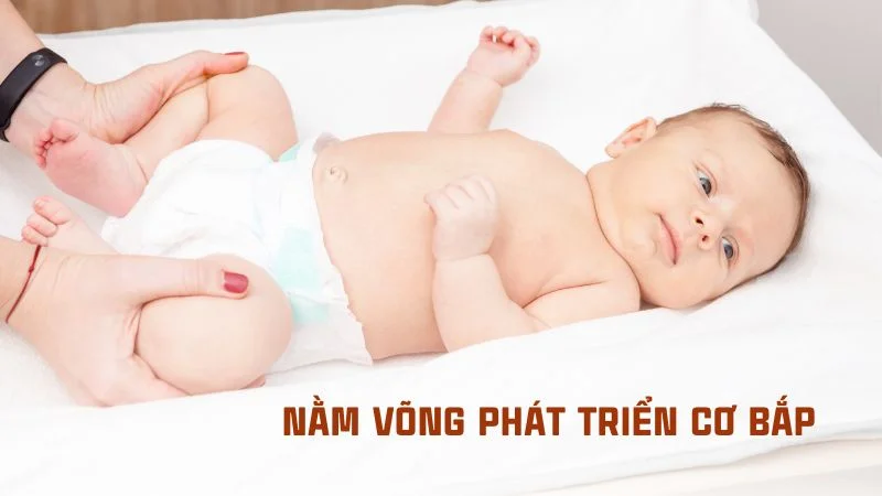 3 mẹo cho trẻ sơ sinh nằm võng đúng cách không cong lưng 15 Nằm võng giúp phát triển cơ bắp