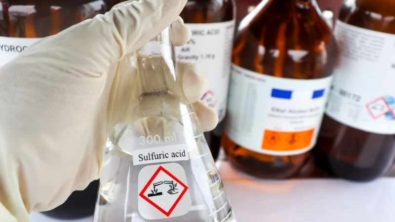 10 ứng dụng của SO2 trong đời sống 13 Chất trung gian trong sản xuất acid sulfuric
