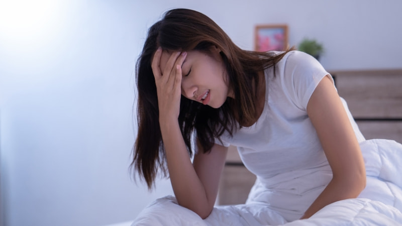 10 dấu hiệu phòng ngủ thiếu oxy và cách khắc phục 11 Đau đầu