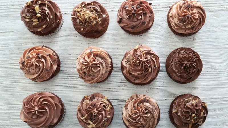 4 cách làm bánh cupcake bằng nồi chiên không dầu đơn giản, dễ làm nhất 20 Cách làm bánh cupcake cacao bằng nồi chiên không dầu