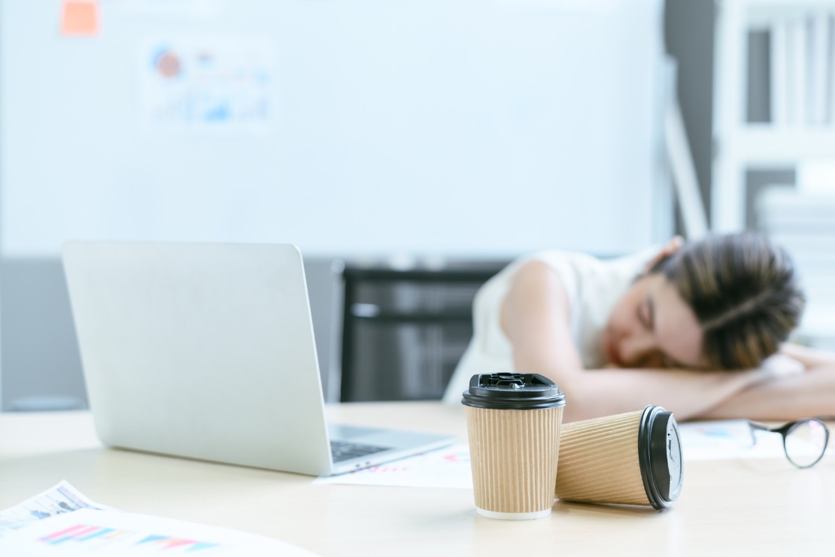 11 nguyên nhân tại sao ngủ trưa dậy lại đói? 16 Để khắc phục hiện tượng ngủ trưa dậy lại đói, bạn nên bổ sung đầy đủ chất dinh dưỡng và có chế độ sinh hoạt hợp lý