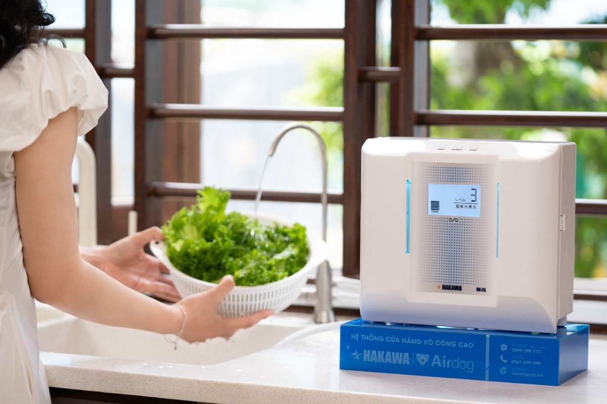 13+ sự thật về máy lọc nước ion kiềm, có đáng để bạn trải nghiệm 14 Máy lọc nước ion kiềm HAKAWA HA-25 được nhiều khách hàng đánh giá cao về chất lượng