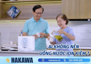 Ai không nên uống nước ion kiềm