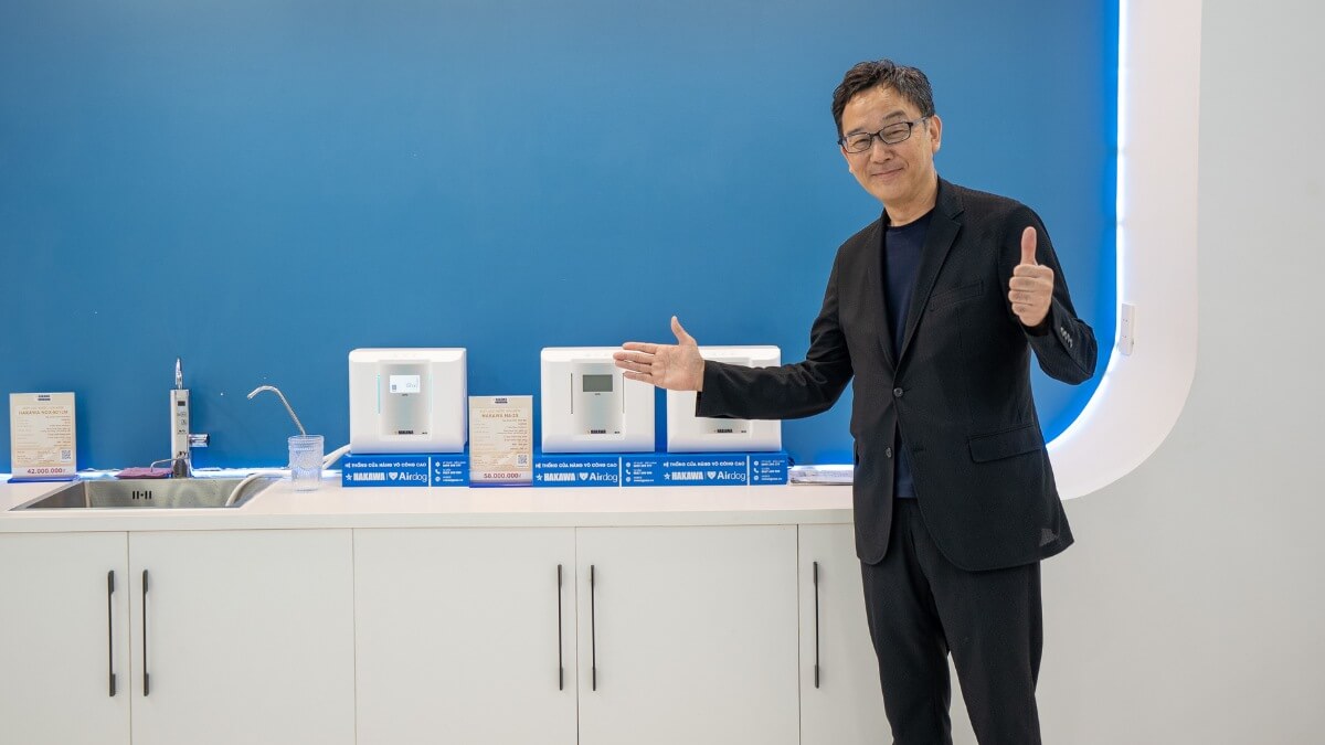 CEO OSG Nhật Bản Thăm HAKAWA Việt Nam – Đẩy Chiến Lược Phân Phối Máy Lọc Nước Ion Kiềm 5 Tại buổi gặp gỡ, ông Toyooka bày tỏ sự tin tưởng sâu sắc vào năng lực phát triển thị trường của HAKAWA Việt Nam
