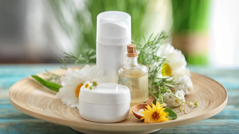 Cách làm dầu dừa nguyên chất tại nhà và mẹo bảo quản lâu dài 30 Dầu dừa được ứng dụng phổ biến trong làm đẹp