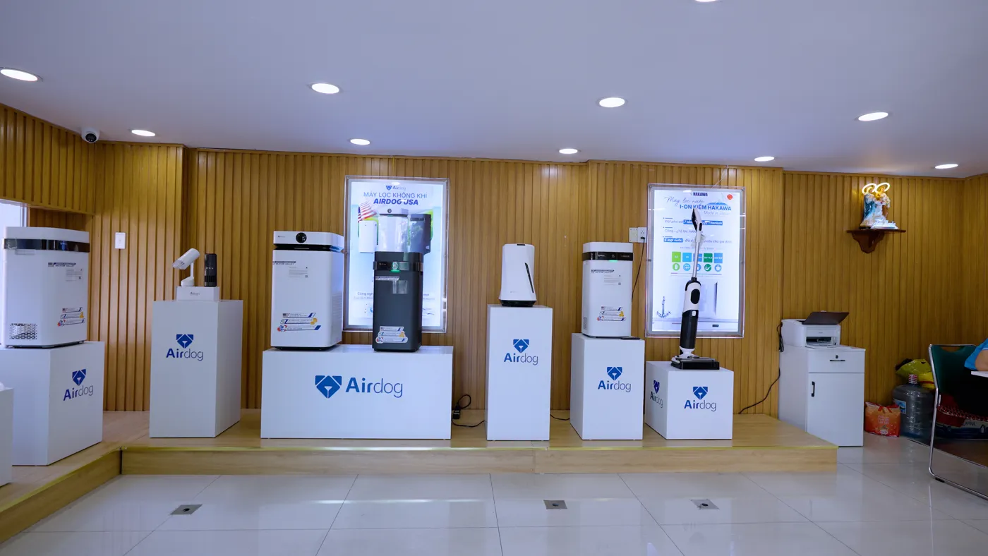 Không gian trưng bày máy lọc không khí tại showroom HAKAWA